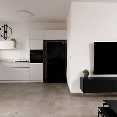 Stunning And Spacious In Kiryat Ata Qiryat Ata Zewnętrze zdjęcie